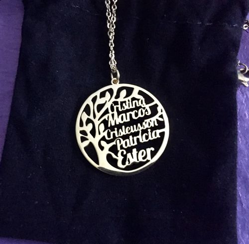 Customer photo review of Mon meilleur cadeau ©  : Collier Arbre de Vie Unisex Personnalisé