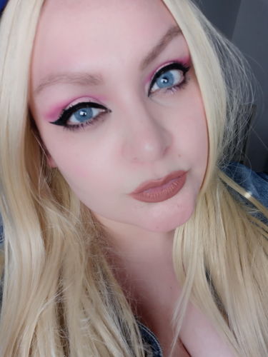 Customer photo review of Aurora Blue Contact Lenses(12 months wear)