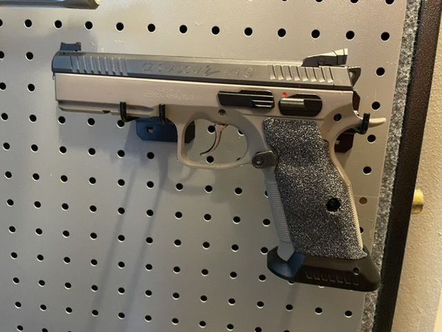 Customer photo review of CZ Shadow 2 Aluminium Mag-Well