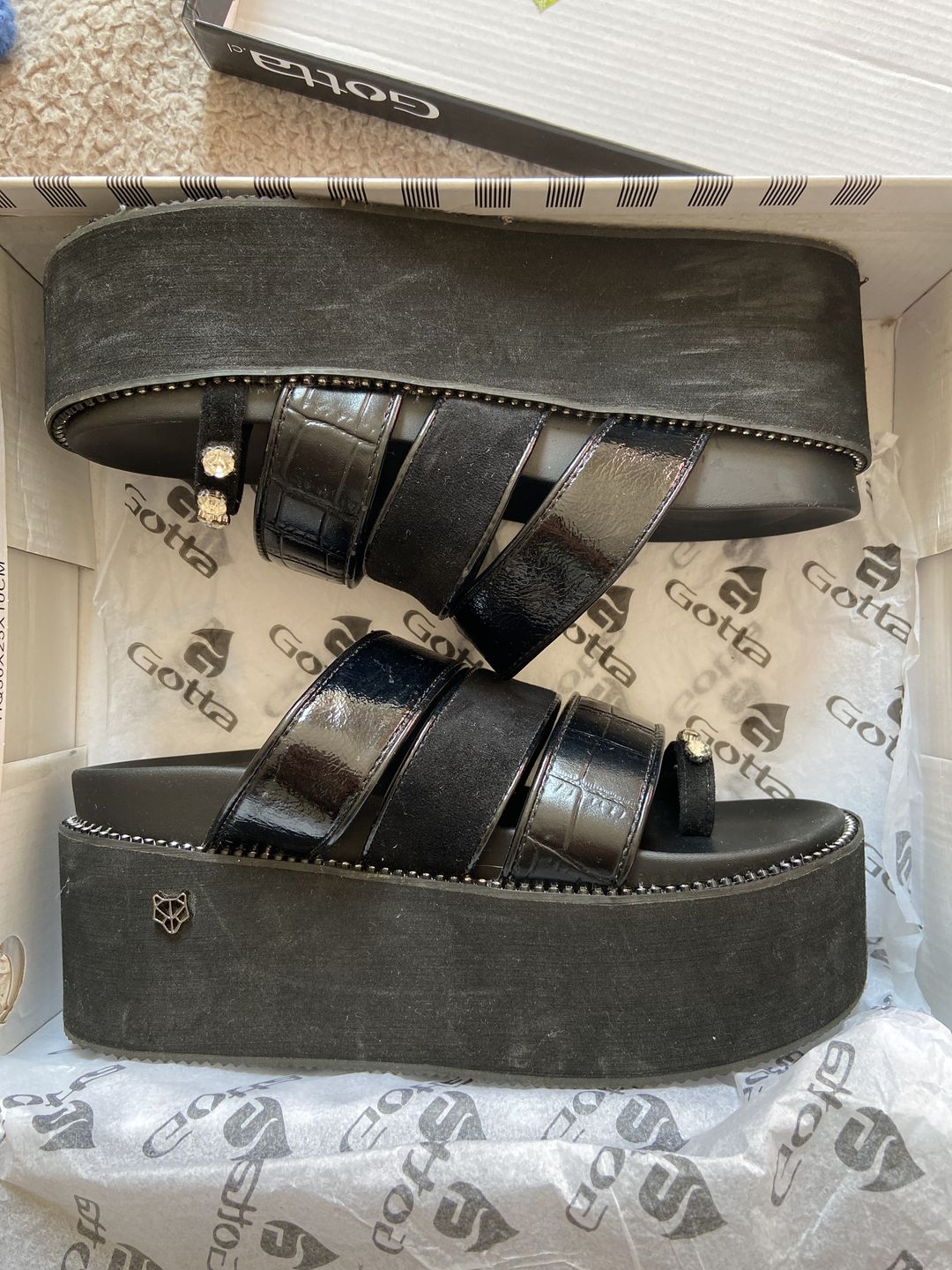 Customer photo review of SANDALIA NEGRA 15662