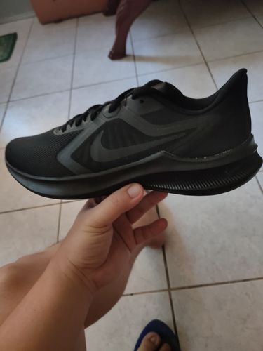 Customer photo review of Nike Men's Downshifter 10