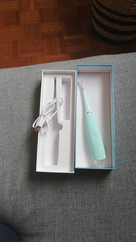Customer photo review of SonicSmile™ Ultrasonic Tooth Cleaning Wand