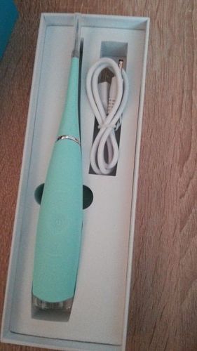 Customer photo review of SonicSmile™ Ultrasonic Tooth Cleaning Wand