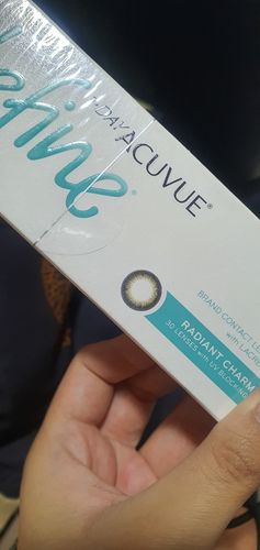 Customer photo review of Acuvue Define Radiant (30pcs) 1Day