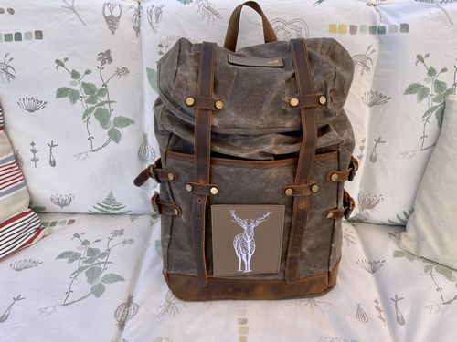 Customer photo review of Rucksack Mit Patch / Olivgrau (🌲)