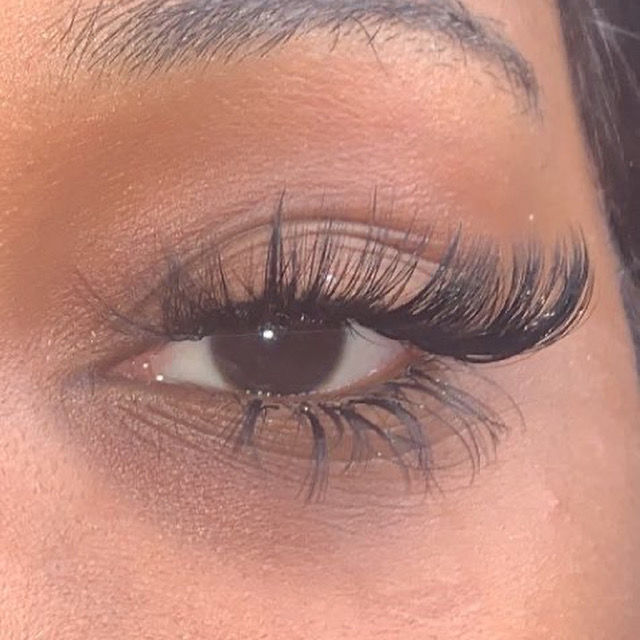 Customer photo review of Cashmere Volume Lash Extensions 0.03mm