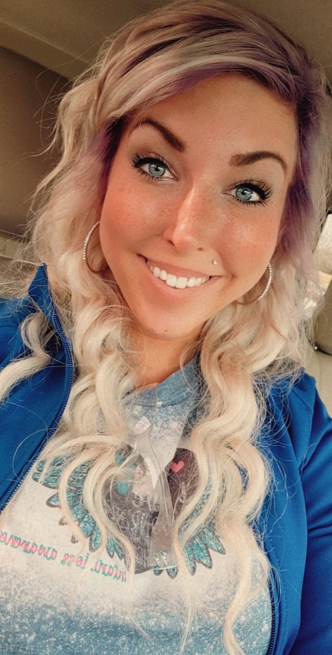 Customer photo review of Full Shine PU Seamless Clip in Extensions 100% Remy Human Hair 8 Pieces White Blonde (#1000)