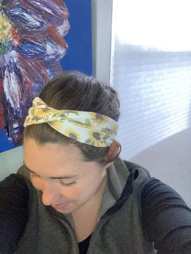 Customer photo review of SUNFLOWER - 4'' Headband