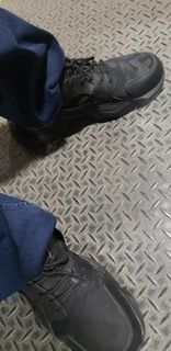 Customer photo review of Maven Breathable Anti-smashing Steel Toe Work Shoes