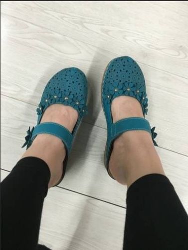 Customer photo review of Kafa™ Women's Leather Floral Sandals