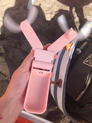 Customer photo review of Double Portable Pocket Fan