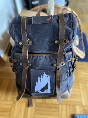 Customer photo review of Rucksack mit Patch (🌲)