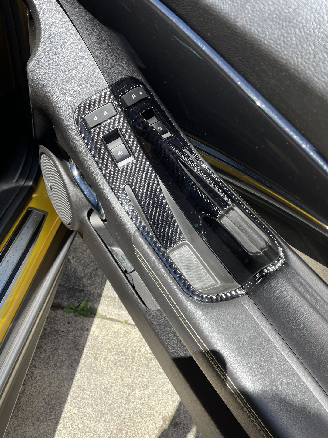 Customer photo review of [Set] Carbon Fiber Door Window Switch Panel Overlay for Chevrolet Camaro 2010-2015