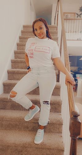 Customer photo review of I AM The Table Pink-Berry Tee (Front Print)