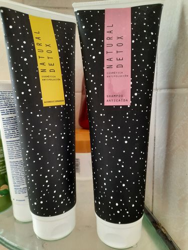 Customer photo review of Pack Shampoo Anticaida + Acondicionador L