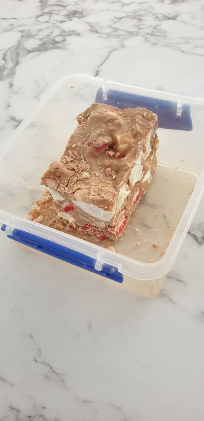 Customer photo review of Rocky Road Strawberries and Almond Caramel Chocolate Block 500g