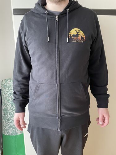 Customer photo review of Love Nature  - Unisex Organic Zipper