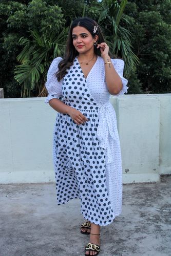 Customer photo review of Alizeh Polka Midi Dress