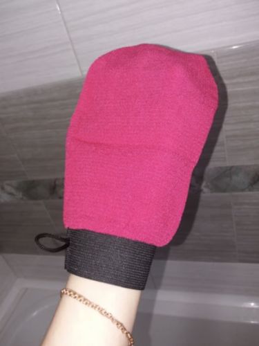 Customer photo review of Vespani Skin Exfoliating Glove