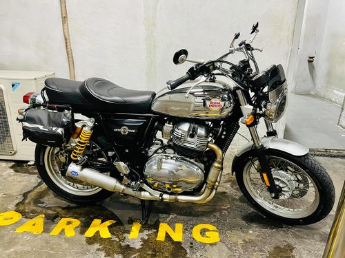 Customer photo review of Echappement 2 en 1 S&S Royal Enfield Interceptor/ continetal GT 650