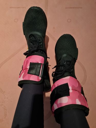 Customer photo review of Tobilleras con Peso Pink Camo Ankle Weight