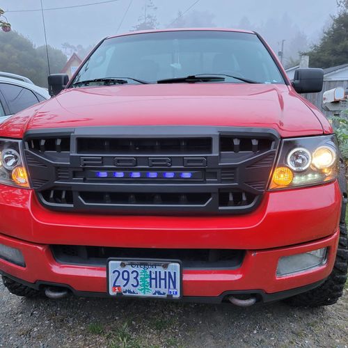 Customer photo review of Armor Grille w/Off-Road Lights, Replaceable Letters- Matte Black for 2004-2008 Ford F150