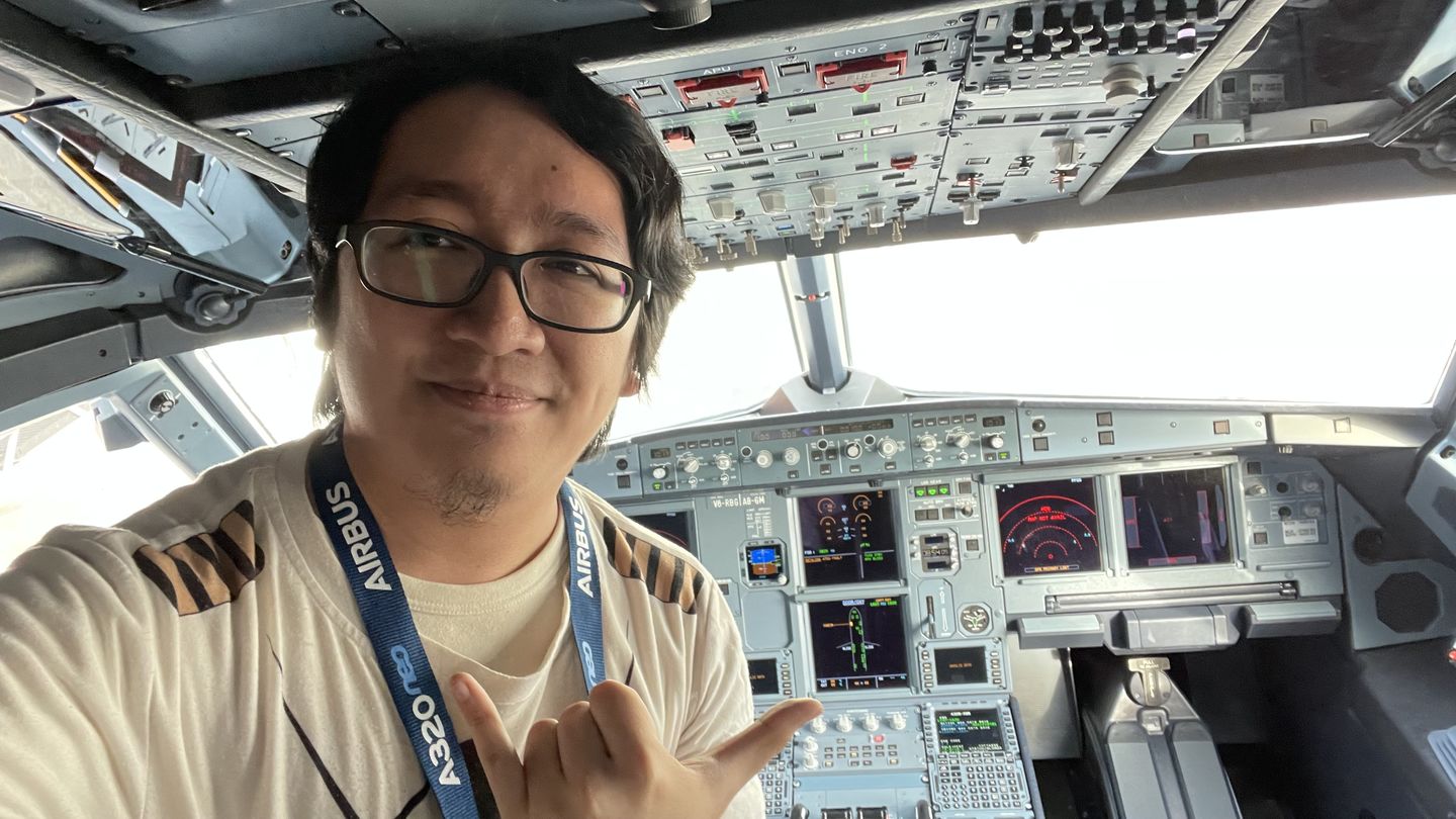 Customer photo review of Airbus A320 Cadet Training Program