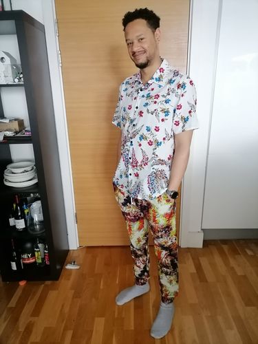 Customer photo review of Men's Jogger Cotton Pants Flower Printed Drawstring Trousers(Brown)