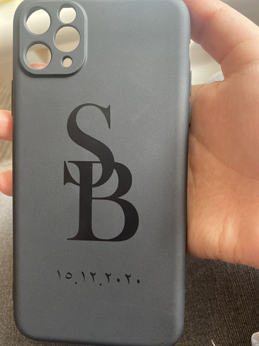 Customer photo review of ID Case - 2 Buchstaben, Datum (graviert)