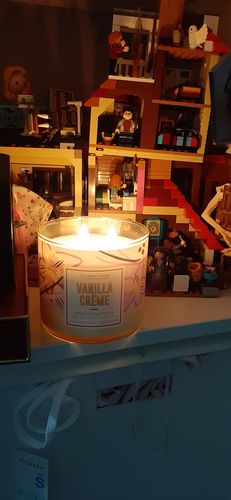 Customer photo review of Vanilla Crème Candle - 925 Sterling Silver Ring Collection