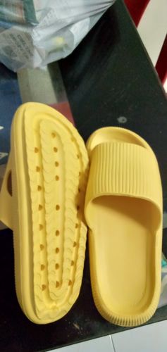 Customer photo review of ComfiiSlipper™ Air Slides
