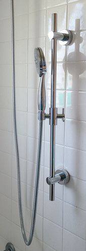 Customer photo review of 3-Spray Handheld Shower Head Set