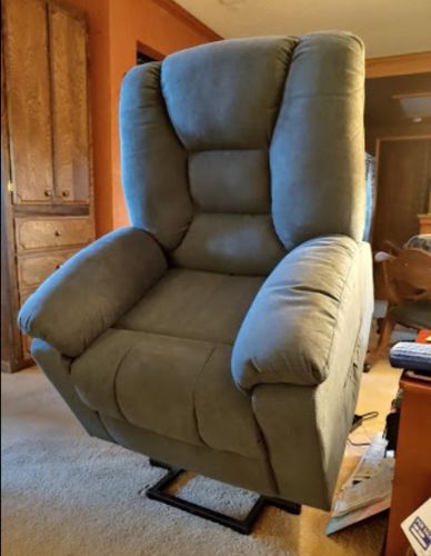 Customer photo review of Esright Power Lift Microfiber Electric Recliner Chair with Heated Vibration Massage, Living Room Chair with USB Charge Port & Remote Control, Blue