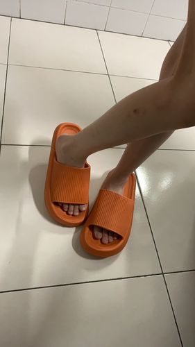 Customer photo review of ComfiiSlipper™ Air Slides