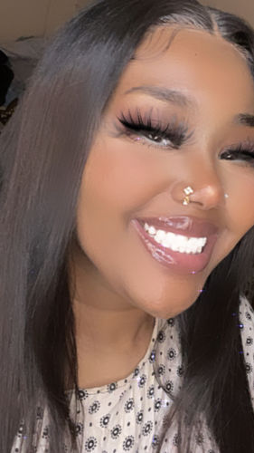 Customer photo review of Valentina