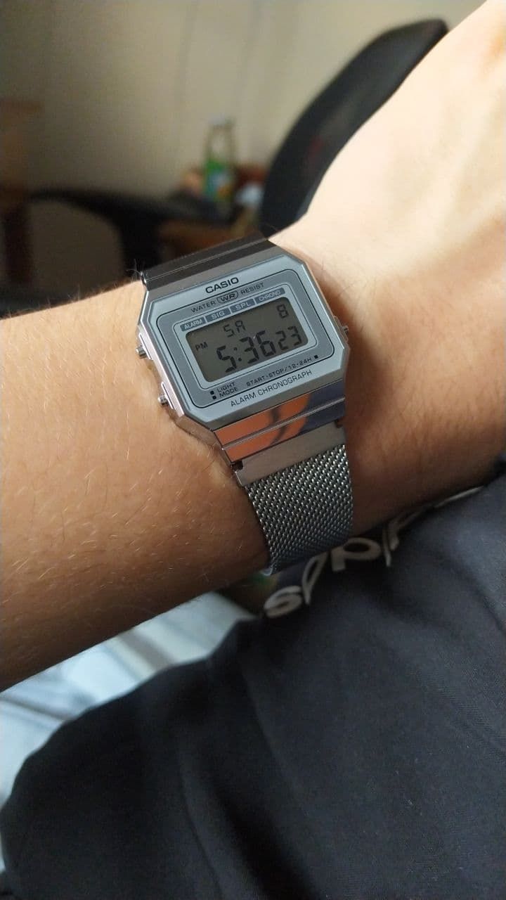 Customer photo review of Reloj Casio Vintage A700WM-7ADF Plateado Milanese Slim
