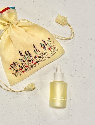 Customer photo review of 100% Jojoba Oil | Organic/ Cold Pressed