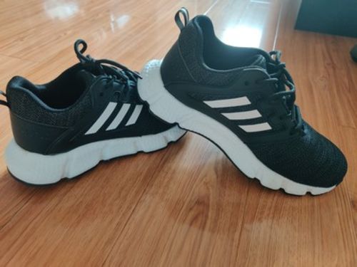 Customer photo review of FansGemacht Anti-Smash- und Anti-Pannen-Sportschutzschuhe