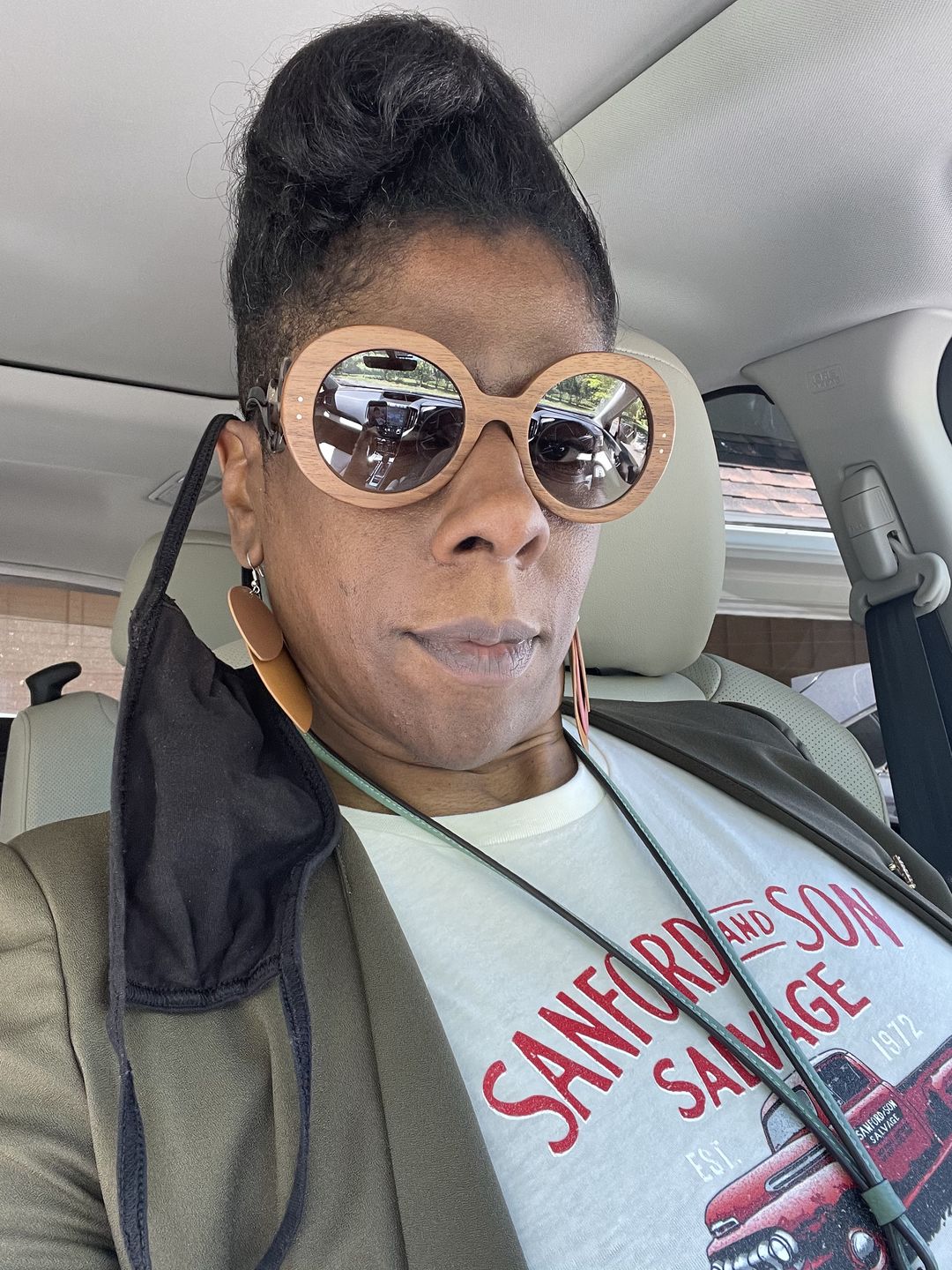 Customer photo review of Sanford And Son Women's Boyfriend Tee