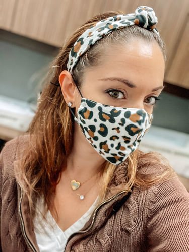 Customer photo review of IVORY LEOPARD FACE MASK AND HEADBAND SET