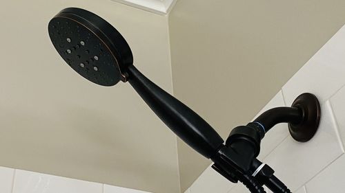 Customer photo review of 3-Spray Handheld Shower Head Set