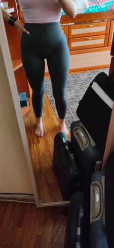 Customer photo review of Aphrodite Seamless Leggings