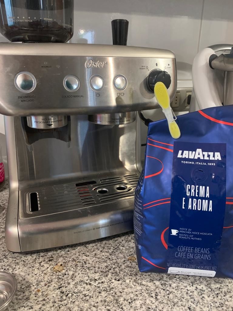 Customer photo review of Lavazza Crema e Aroma 1 kg Grano Entero