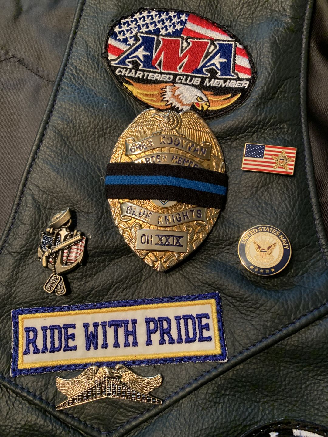 Customer photo review of US Navy Veteran Pin