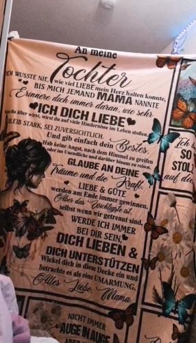 Customer photo review of "An meine Tochter" Decke - Schmetterling