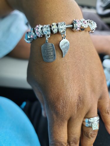 Customer photo review of Mother Daughter Eternal Love Bracelets