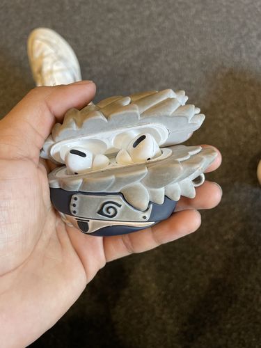 Customer photo review of Kakashi Chibi Version Airpods 1/2/Pro Case Characters Cartoon Silicone Case