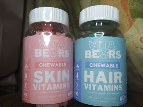 Customer photo review of Skin Vitamin Gummies