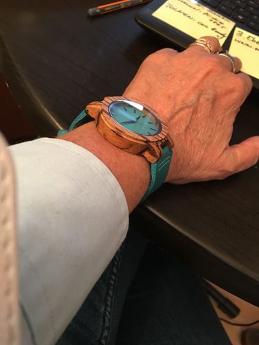Customer photo review of Wood o'clock - Odysee