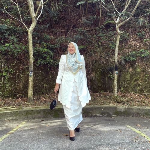 Customer photo review of Long Shawl Mixed Satin Silk XENA